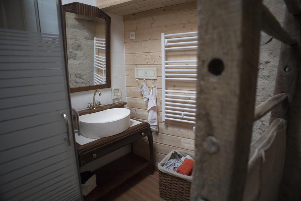 Bed and Breakfast Logis De Riparfonds Bressuire Zewnętrze zdjęcie