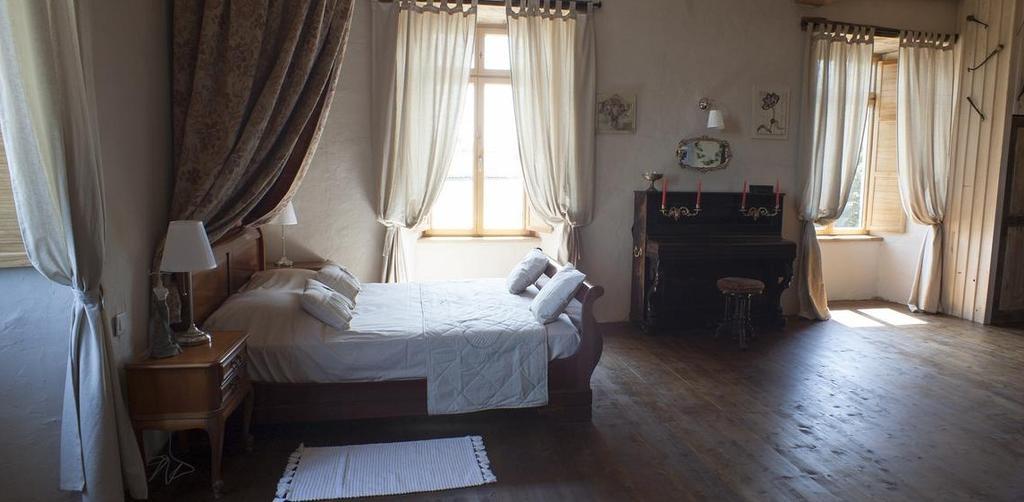 Bed and Breakfast Logis De Riparfonds Bressuire Zewnętrze zdjęcie