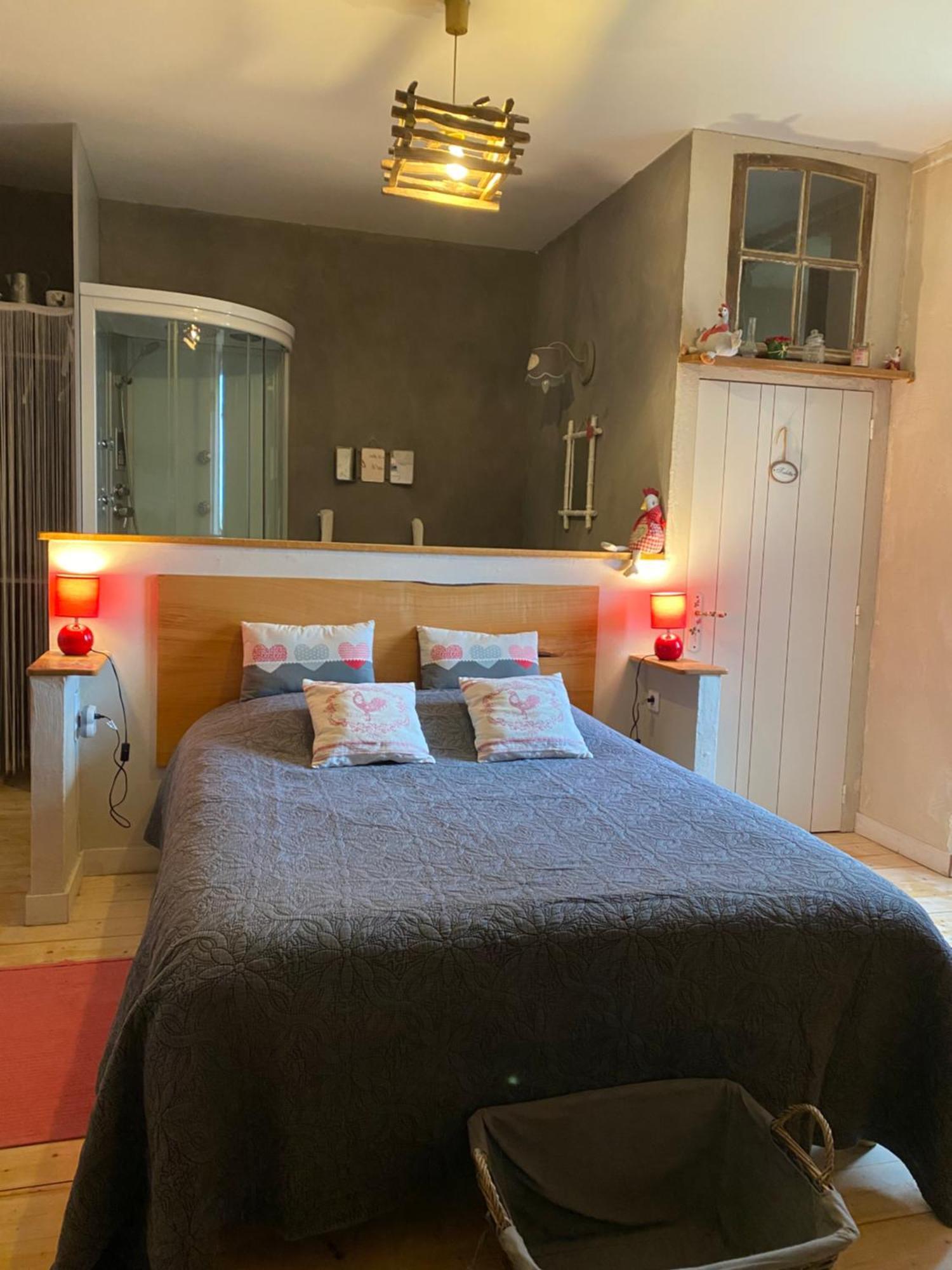 Bed and Breakfast Logis De Riparfonds Bressuire Zewnętrze zdjęcie