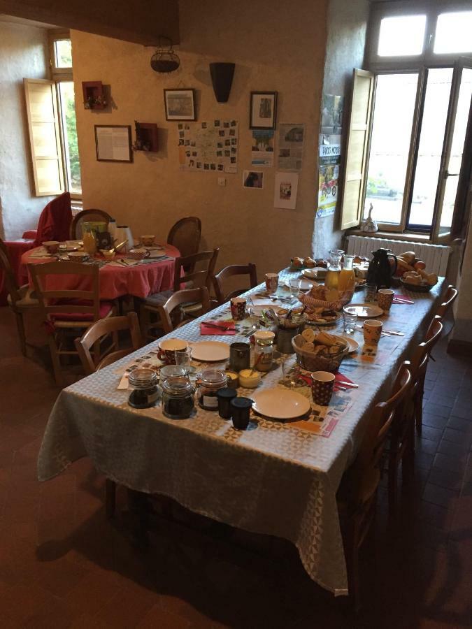 Bed and Breakfast Logis De Riparfonds Bressuire Zewnętrze zdjęcie